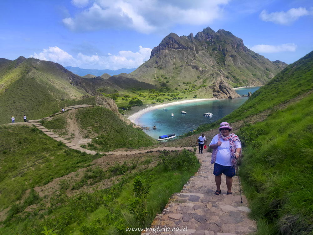 PULAU PADAR DI LABUAN BAJO, THE MOST BEAUTIFUL PLACE IN THE WORLD